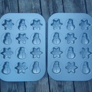 Pampered Chef Snowflake & Snowman Cake Pans (2) LIKE NEW